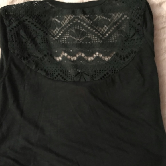 Green blouse - Picture 2 of 3